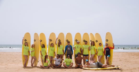 Taghazout: Beginner Surf Course with Free Session & Lunch