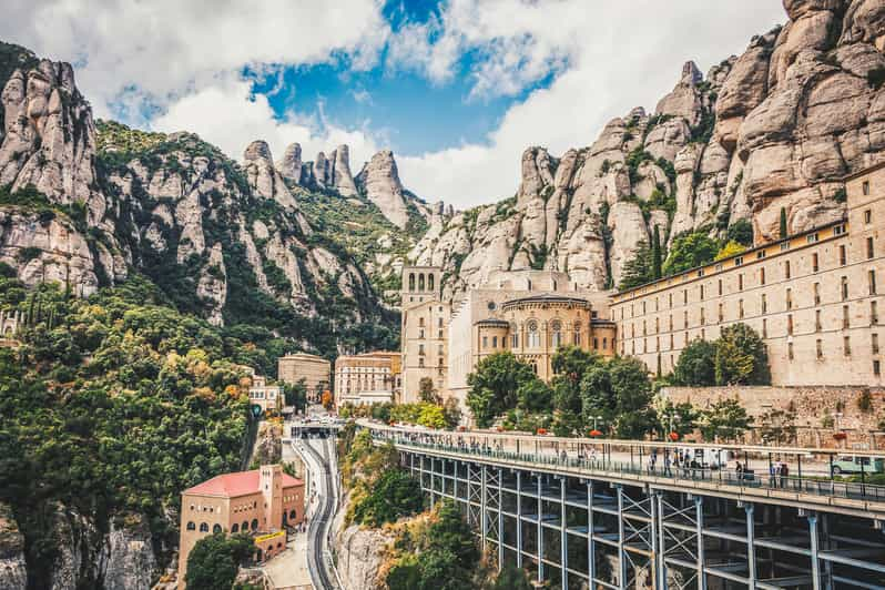 Barcelona: Montserrat Tour w/ Optional Wine Tasting u0026 Lunch 