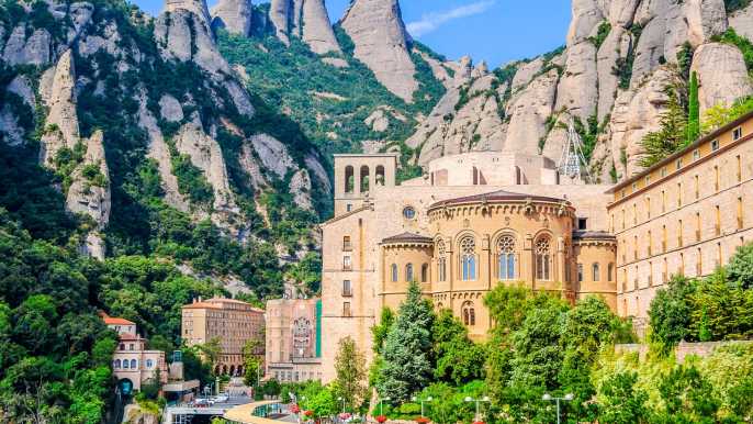 Barcelona: Montserrat, monasterio y vino/almuerzo opcional