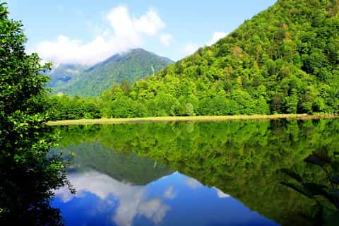 From Tbilisi: 2-Day Guided Tour of the Racha Region
