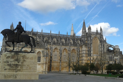 Lisboa: tour privado a Fatima, Batalha, Nazare y Obidos