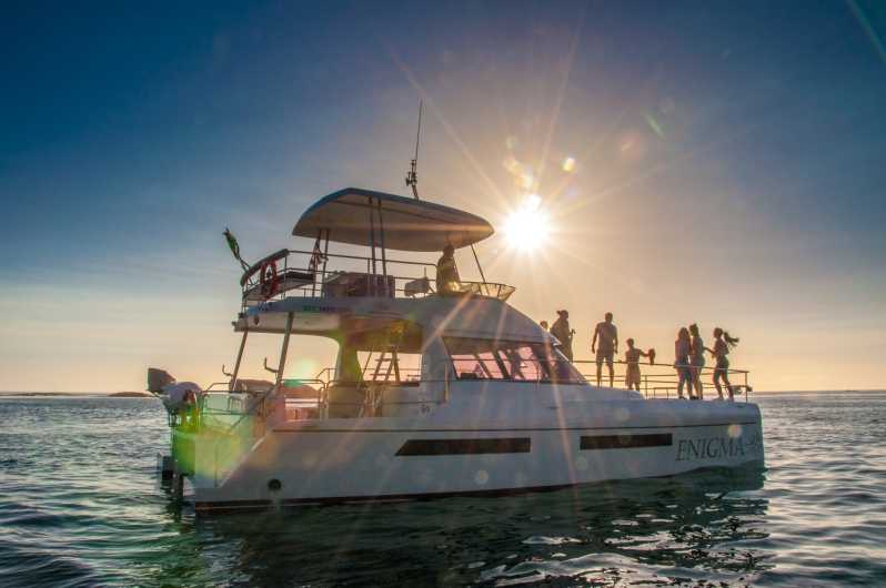 Kapstadt: Luxus-Sonnenuntergangs-Bootsfahrt mit Prosecco