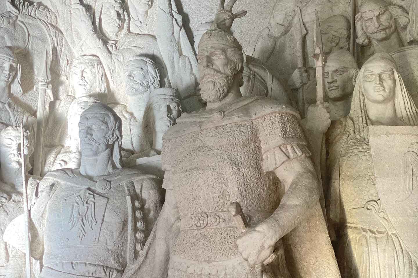 Kruja Castle, Old Bazar, & Cantina Casar Wein- & Essenverkostung