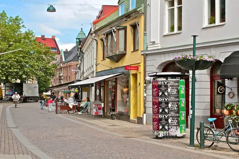 Joyful Malmo Walking Tour for Couples