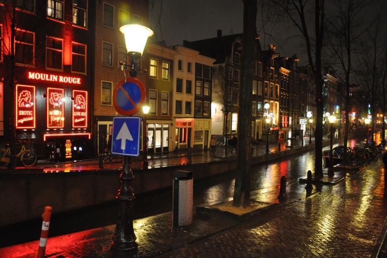Amsterdam: wandeltocht seks, drugs en vrijheidGroepsreis in het Duits