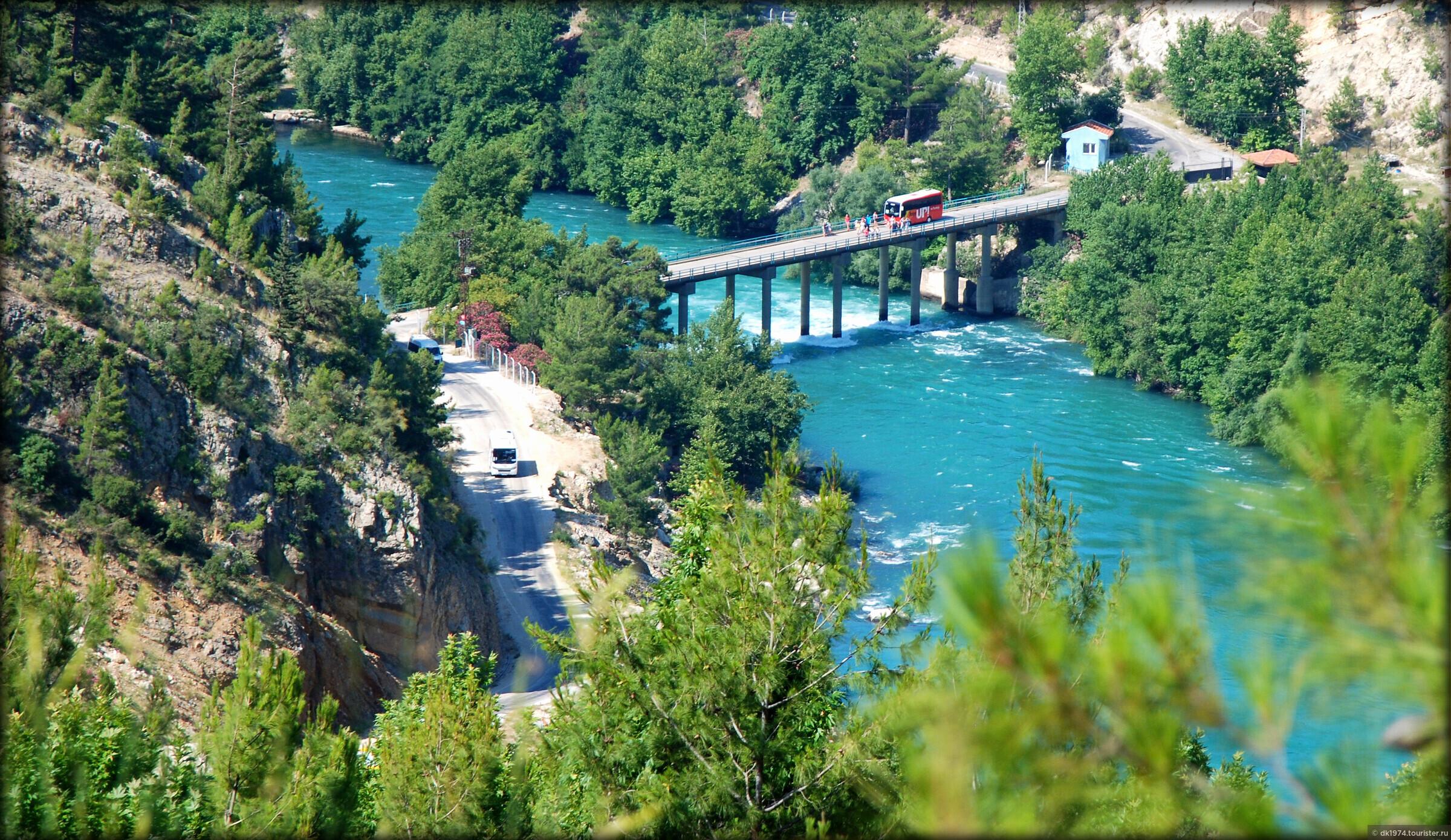 Alanya: Green Canyon Bootstour mit Mittagessen und alkoholfreien Getränken
