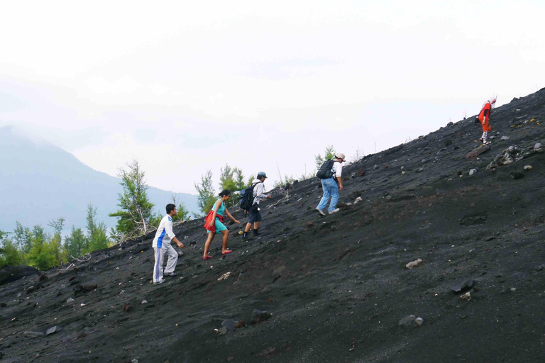 Vanuit Jakarta: Rondleiding over de berg Krakatau