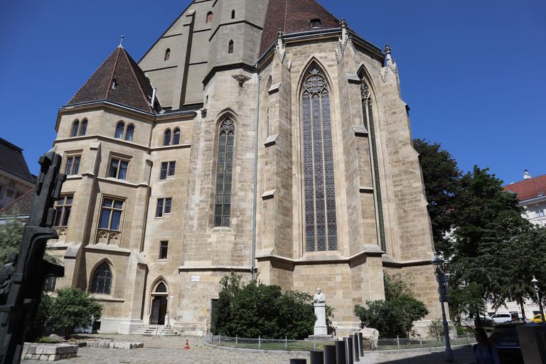 Wenen: begeleide wandeltocht van 2 uur met verborgen edelstenen en legendesHidden Gems and Legends Guided Walking Tour - Engelse tour