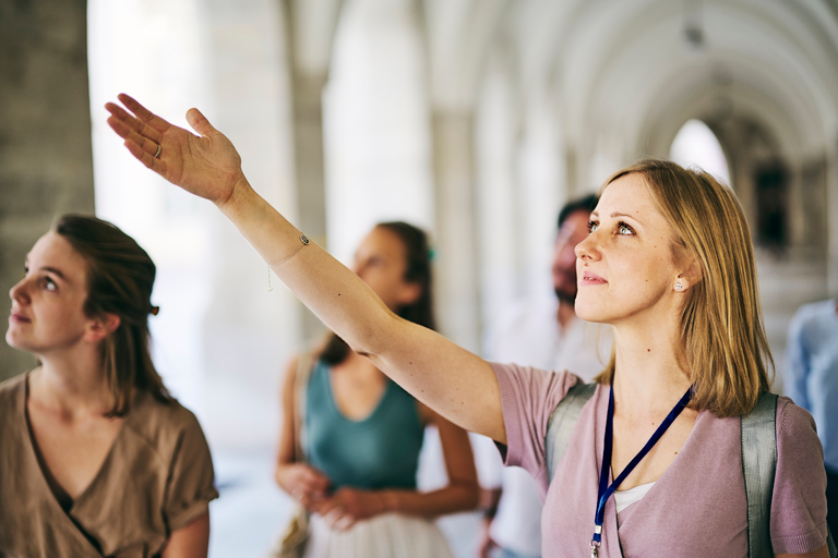 Wenen: begeleide wandeltocht van 2 uur met verborgen edelstenen en legendesHidden Gems and Legends Guided Walking Tour - Engelse tour