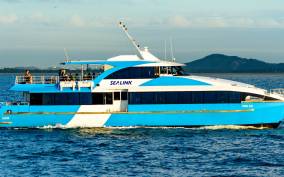 Return Ferry Transfer Townsville to Magnetic Island