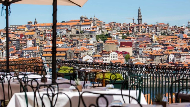 Visit Porto Full-Day Premium City Tour Experience in SID