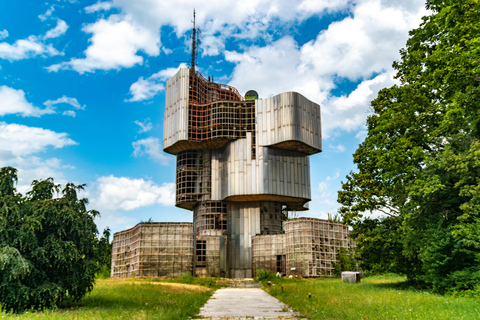 Zagreb: Private Alternative Sightseeing Tour