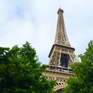 Paris: Eiffelturm Aufzug 2. Ebene und Zugang zum Gipfel