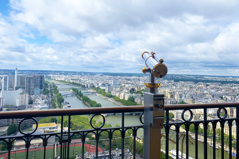 Paris : Ascenseur de la Tour Eiffel 2ème niveau et accès au sommet