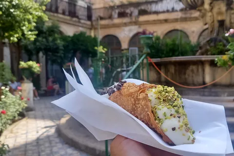 Visite culinaire sicilienne à Palerme : Petit groupe avec un local