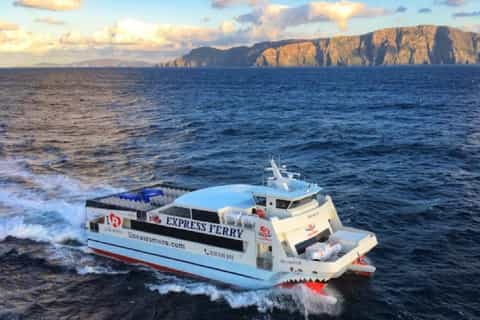 Lanzarote: Ferry Return Ticket to La Graciosa with Wi-Fi