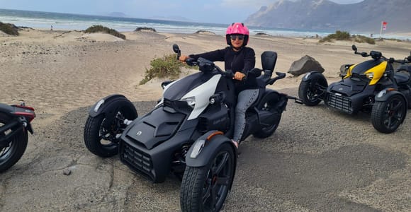 Lanzarote: Guided Tour on a Ryker