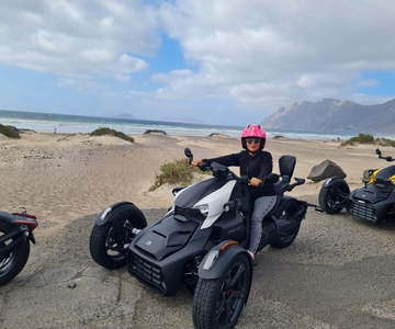 Lanzarote: Guided Tour on a Ryker