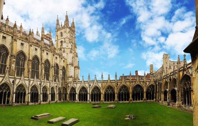Visit Canterbury City Highlights Guided Walking Tour in Canterbury, Reino Unido