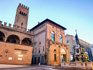 Bologna: Altstadt Murder Mystery Stadtspiel