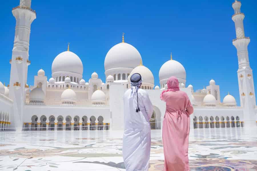 Von Dubai aus: Abu Dhabi Premium Ganztagestour Sightseeingtour. Foto: GetYourGuide