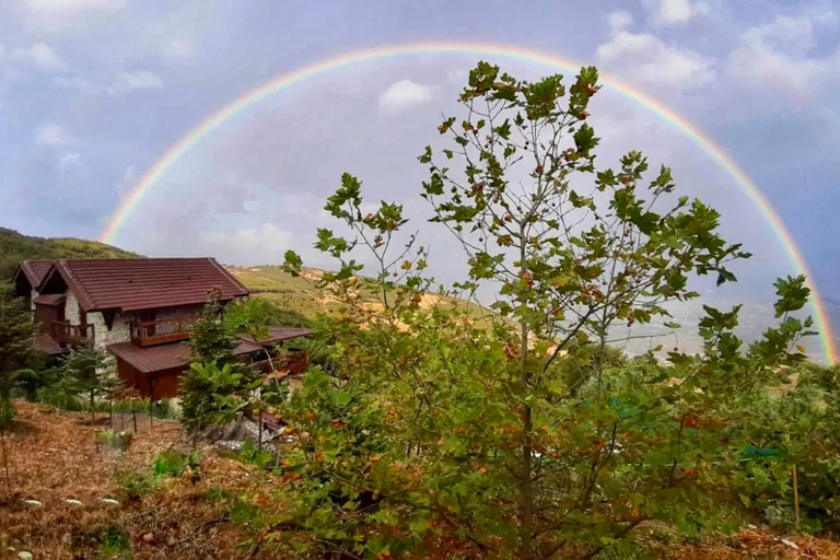 Patras: Escursione all&#039;alba a Panachaiko con colazione e cascata
