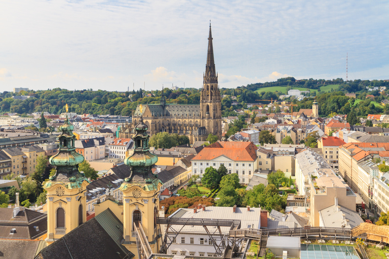 Linz: visita guiada privada a las iglesias y el casco antiguo3 horas: tour privado de las 4 iglesias y el casco antiguo