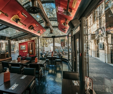 Rome: Hard Rock Cafe Experience