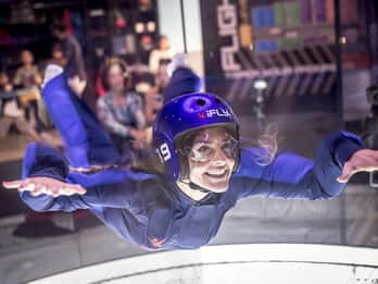 iFLY Fort Worth: Erstmaliges Flugerlebnis iFLY Fort Worth: Erstmaliges Flugerlebnis