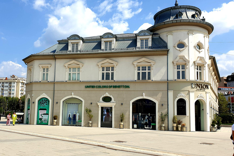 From Skopje:Kosovo in a Day-Group Tour to Pristina & Prizren