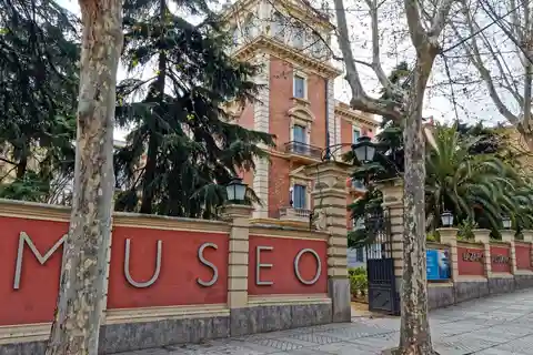 Madryt: Bilet elektroniczny do Muzeum Archeologicznego i Muzeum Lázaro oraz wycieczka audio