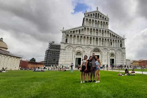 Pisa: 3-Hour Guided Tour of Pisa's Famous Buildings