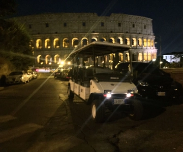 Rome: 2-Hour Golf Cart Sightseeing Tour at Night