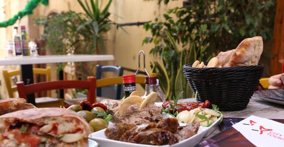Valletta: Street Food and Culture Walking Tour