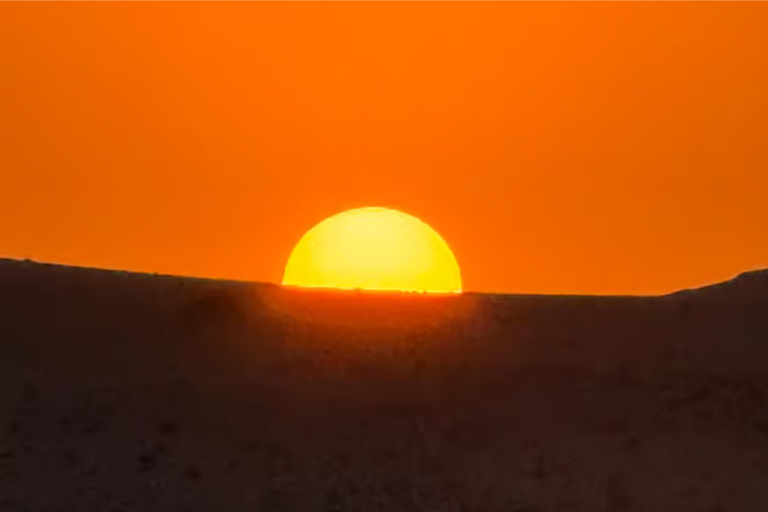 Agafay Sunset: Camel Ride, Dinner & Fire Show – Book Now!