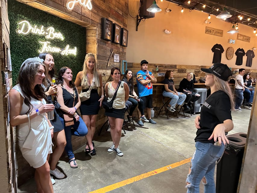 ラスベガスのダウンタウン フリーモント ストリートのバー巡り GetYourGuide