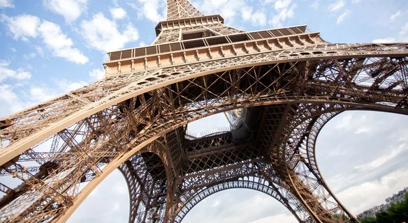 Tour Eiffel : accès au 2e étage ou au sommet