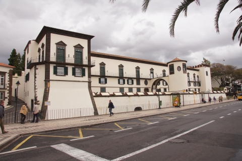 Funchal : Visite guidée privée à piedNord/Sud Est Madère