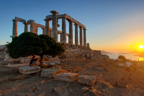 Athene: Blue Hop-on-Hop-off Bus en Cape Sounion Sunset TourAthene: Hop-on-Hop-off Bus & Kaap Soenion Zonsondergang Combo Tour