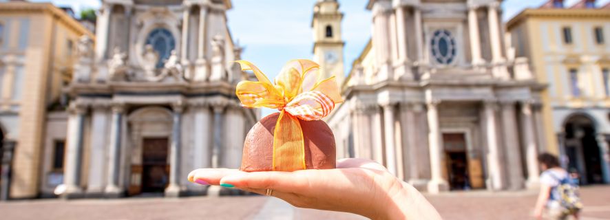 Turin: Private City Walking Tour with Chocolate Shop Tasting
