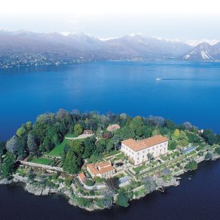Lake Maggiore Discovery: Private Tour from Torino