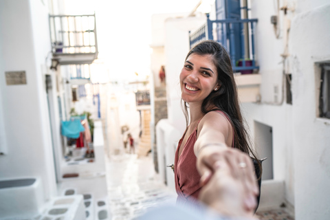 Mykonos: Fotoshooting mit einem privaten Urlaubsfotografen1-Stunde + 30 Fotos an 1-2 Standorten