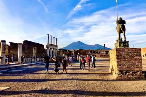 Costiera Amalfitana: gita a Pompei e Vesuvio con biglietti e pranzo