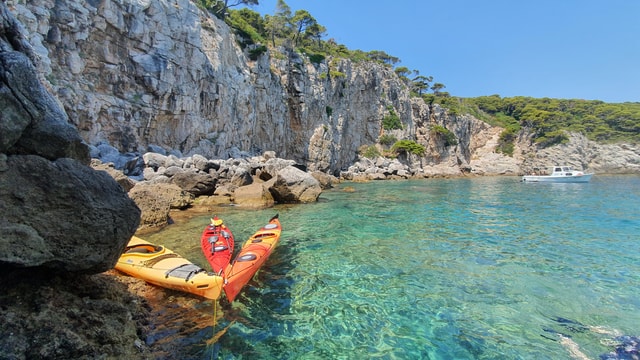 Dubrovnik: Kolocep Kayak Tour Cliffs and Caves