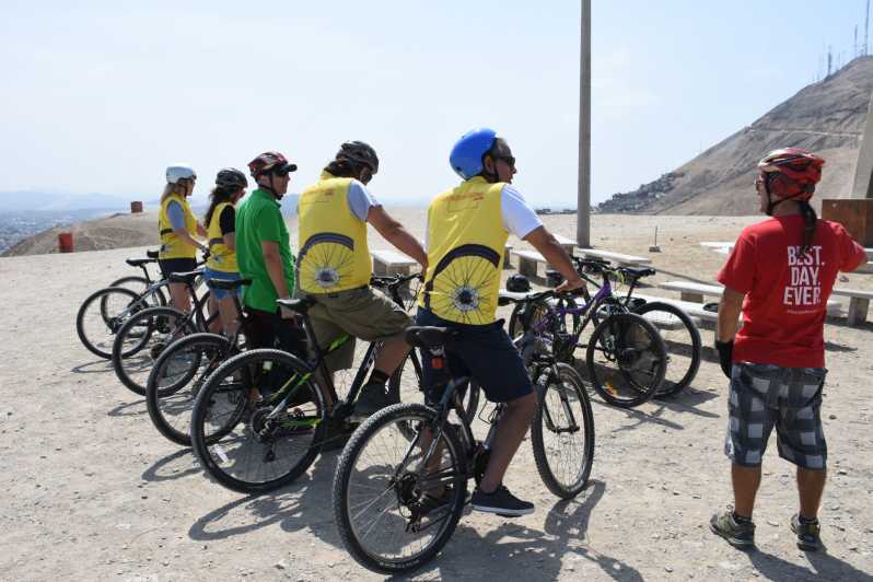 Lima privata: tour in bici della città e della costa con un locale