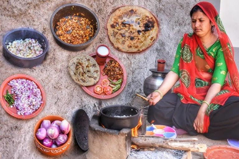 Benessere e cultura per donne: yoga, henné e cucina di Jaipur