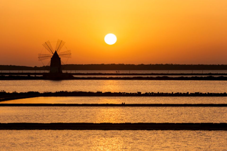 Guided tour Salt of the salt Marsala | and GetYourGuide harvesting Pans