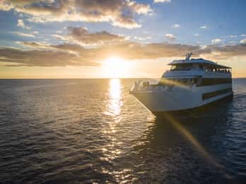 Oahu: Waikiki Sunset und Cocktail Cruise Oahu: Waikiki Sunset und Cocktail Cruise