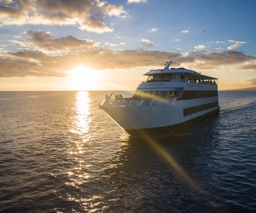 Oahu: Waikiki Sunset and Cocktail Cruise