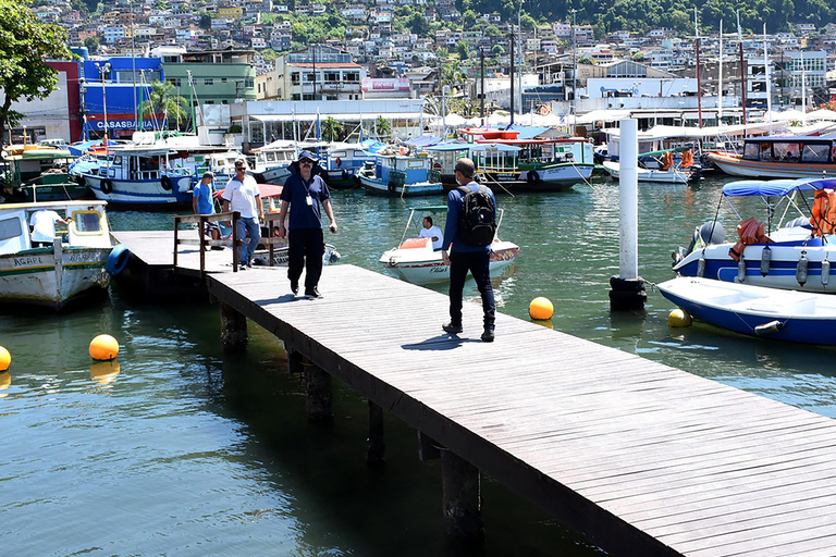 Guided tour of Angra, with lunch (departing from Angra)